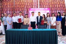 sunbet中文官网国际与新疆生产建设兵团第八师石河子市签署项目合作协议